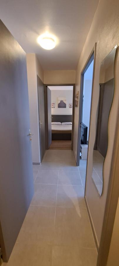 Appart T2 Standing Tout Confort Avec Balcon - Parking En Option Lião Exterior foto